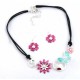 Parure fleurs collier et boucles d'oreilles