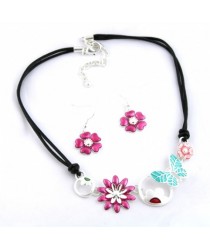 Parure fleurs collier et boucles d'oreilles